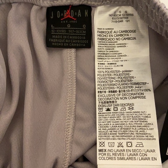 JORDAN Boys Atmosphere Gray Basketball Shorts Kids Size Large NWT - Picture 5 of 8